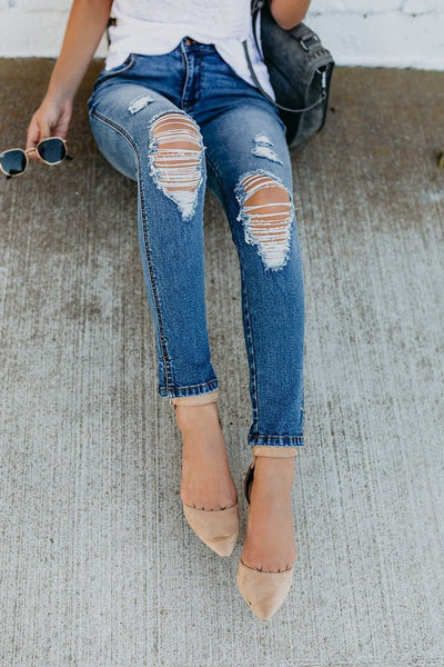 Calça Jeans Slim Rasgada