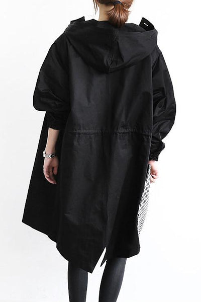 Jaqueta Corta Vento Resistente à Água Oversized com Capuz